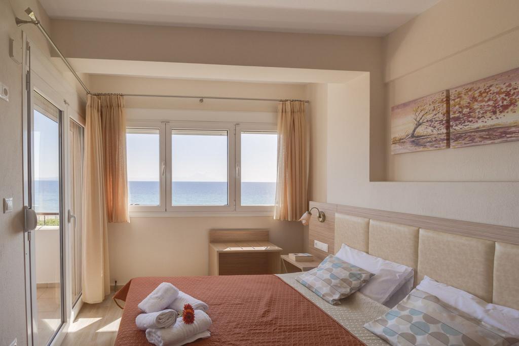 Villa Nefeli - Akti Salonikiou A อาโยส นิโกลาออส ภายนอก รูปภาพ