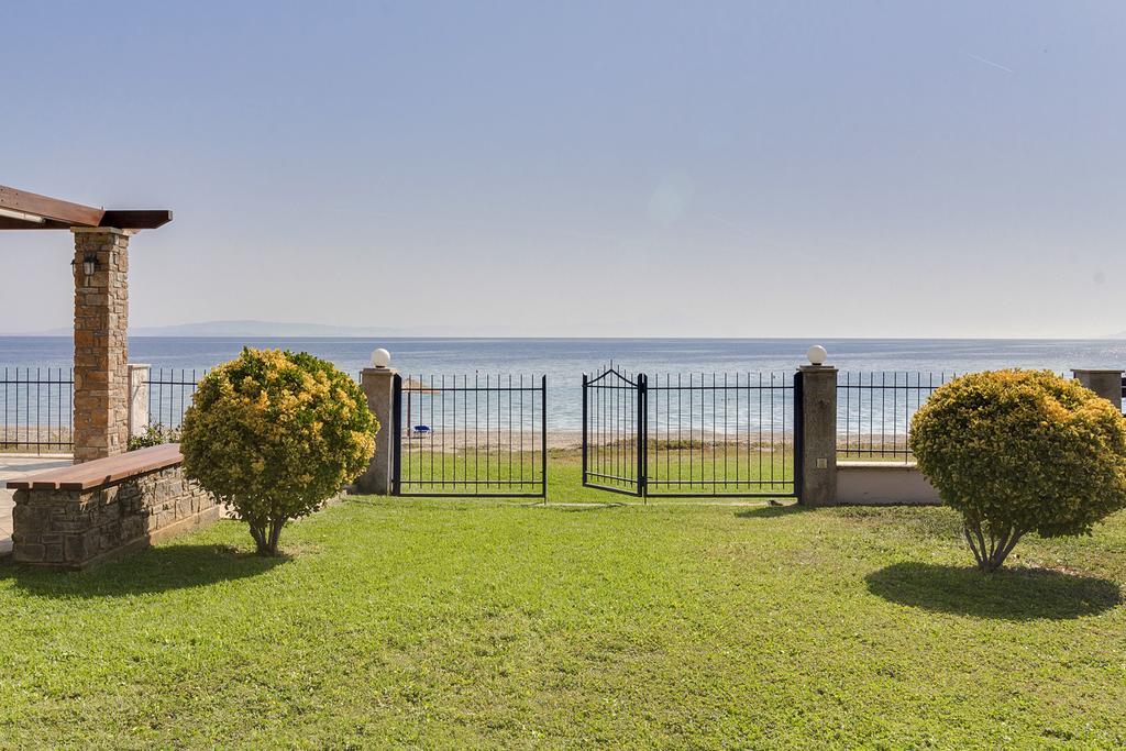 Villa Nefeli - Akti Salonikiou A อาโยส นิโกลาออส ภายนอก รูปภาพ
